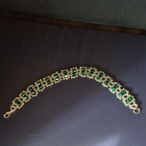 Handmade Emerald Bead Bracelet 7"